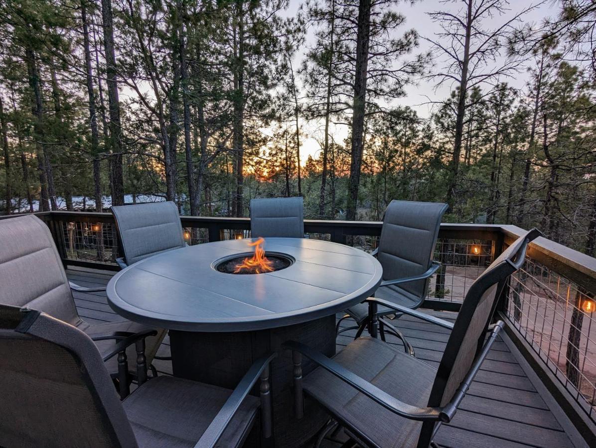 Hillside Hangout 3Bd/2Ba, Elevated Deck Sunsets ไพน์ท็อป-เลคไซด์ ภายนอก รูปภาพ